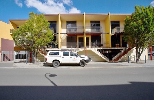Sullivan's Cove Apartment | Three bedrooms Unit with free parking