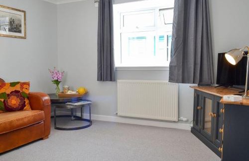 Buckie House | Three Creeks Cottage