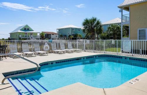 Gulf Shores Apartment | Three Cs #102 - Surfsong