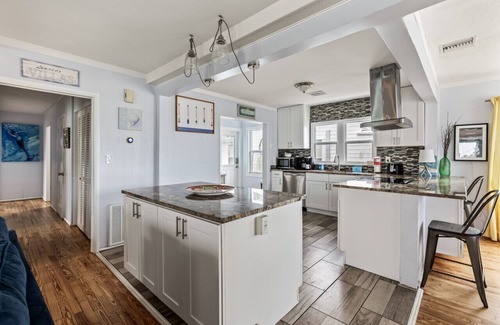 Seabreeze Park House | Three Oars Beach Bungalow