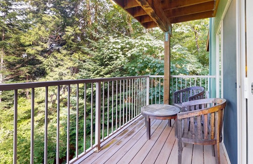 Rosario Condo | Three ocean/mountain view condos with balconies, near Moran State Park