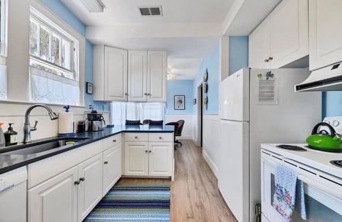 Laurel Park House | Three Palms Bungalow Downtown Sarasota