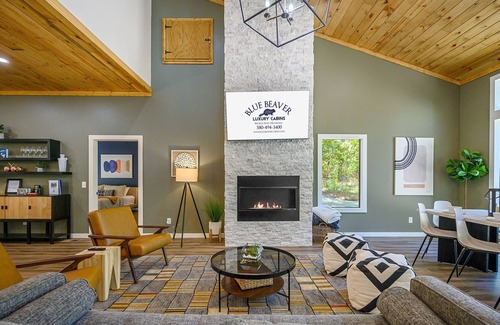 Broken Bow Cabin | Three Pines ; Hosted by Blue Beaver
