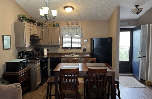 Osage Beach Condo | Three Season's Resort Lakefront Condo with Remarkable Views at Mile Marker 21