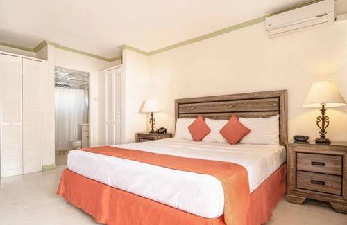 Worthing House | Three Units Just Steps Away from Worthing Beach! w/ Free Parking & Pool!