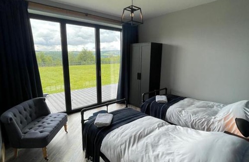 Honley House | Three-winds-guesthouse