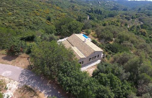 Petaleia Villa | Thresher's House