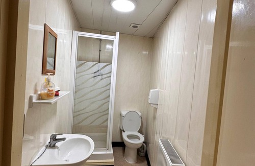 Everton Hotel | Throstles Nest Hotel