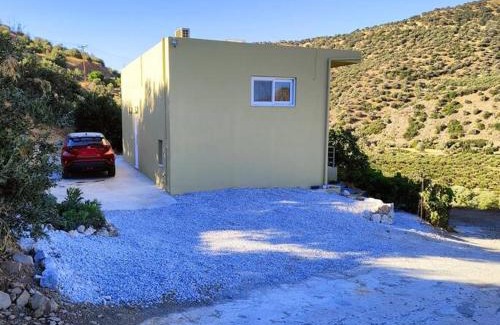 Agia Galini House | THROUBI VILLA