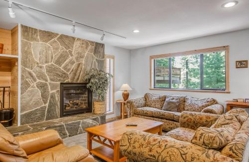 Truckee House | Through the Trees