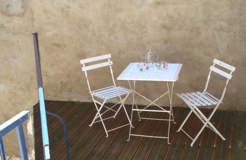 La Mothe-Saint-Heray Apartment | Thunder Roadhouse - The Blue Apartment in the heart of our small town