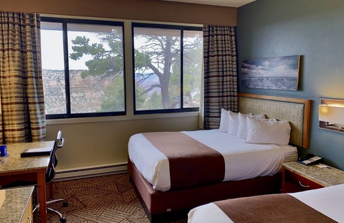 Grand Canyon Village Hotel | Thunderbird Lodge - Inside the Park
