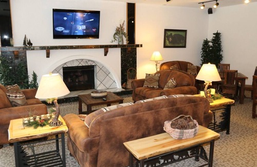 Sparks Resort | Thunderbird Resort Club - 1 Bedroom