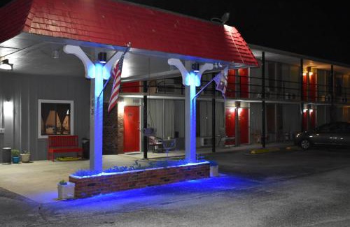 Eureka Springs Hotel | Thurman's Lodge