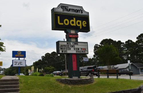 Eureka Springs Hotel | Thurman's Lodge