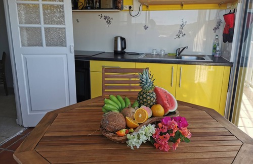 Sainte-Anne Apartment | Ti Bakoua - F2 quiet and ventilated - Cap Chevalier