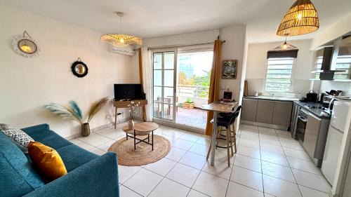Saint-Pierre Apartment | Ti DODO Studio Cosy accès piscine