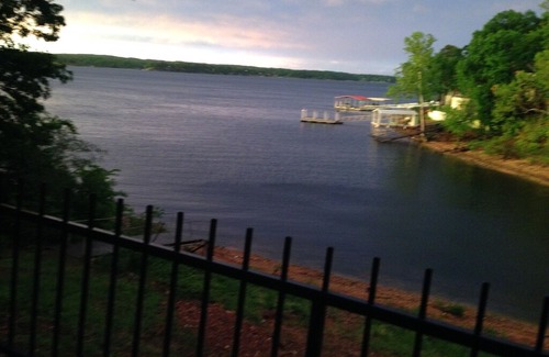 Tia Juana Cabin | TiaJuana Cove - Newly remodeled lake front cabin on beautiful Grand Lake in OK!