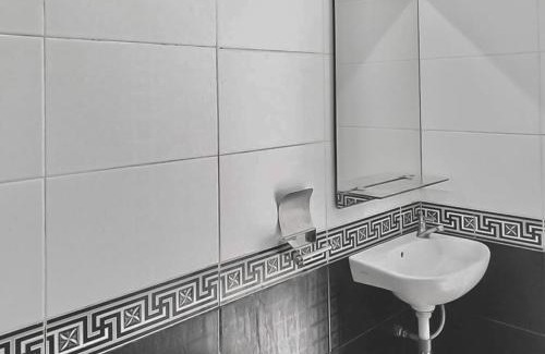 Kalimantan Hotel | Tiara Guest House Samarinda RedPartner