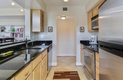Caine Woods Condo | Tiburon 10A Summary: