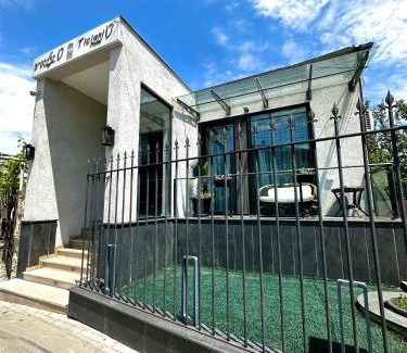 Kutaisi Bed & Breakfast | Ticiani 16