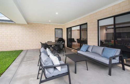 Busselton House | Tidal Treasures Family Home A