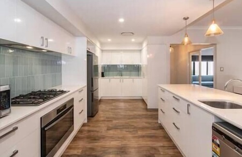 West Busselton House | Tidal Wave Hideaway