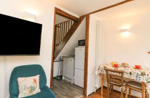 West Compton House | Tiddlers Cottage