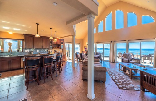 Dillon Beach House | TidePool:Ultimate Family Fun Retreat!Walk to Beach!Decks!HtTb/GmRm/PupOK/WiFi