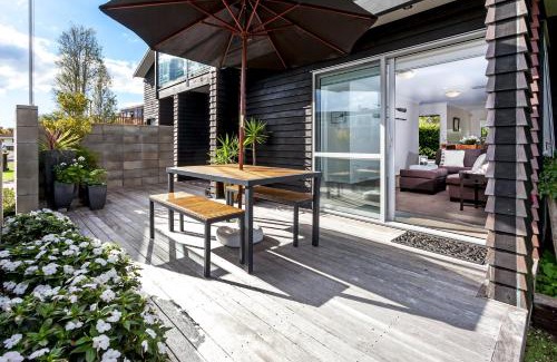 Whitianga Apartment | Tides Reach Whitianga
