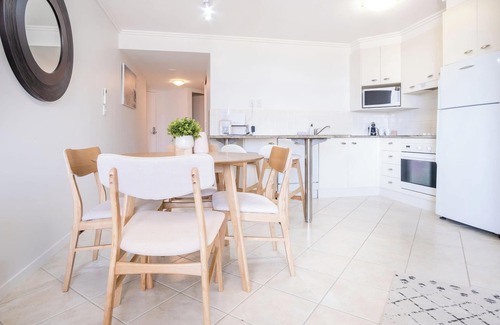 Kings Beach Apartment | Tides & Tranquility - 2Bedroom Kings Beach Unit