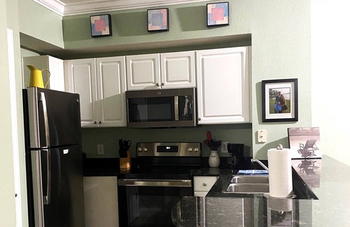 Panama City Beach Condo | Tidewater Beach Resort 2009 Last minute Discounts