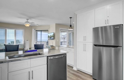 Isle of Palms Condo | Tidewater H304 by Wild Dunes, Ocean View Condo