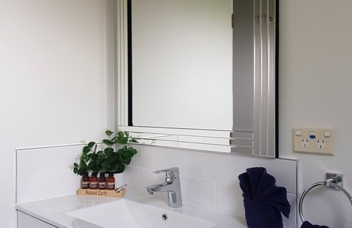 Coromandel Hostel | Tidewater Motel and Tourist Park - Hostel