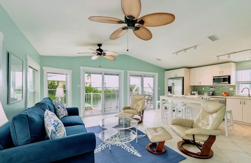 Cudjoe Key Cottage | *TIDEWATER VIEWS @ VENTURE OUT* 2BR/2BA Cottage + 35’ Private Slip | 80’ Pool