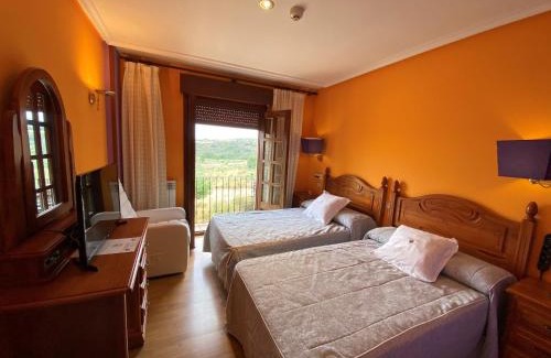 Puebla de Sanabria Hotel | Tierra De Lobos