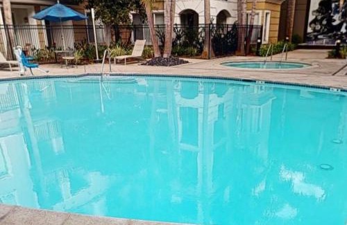Del Rey Apartment | Tierra Marina Del Rey 2 bedroom