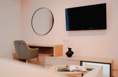 Adeje Apartment | Tierrazul Art Boutique White Nordic Suite