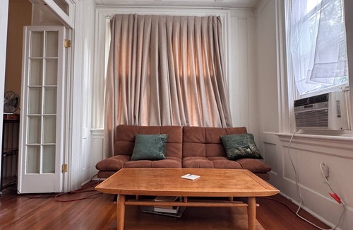 Newburgh Apartment | Tiffany Suite in Historic Newburgh, NY