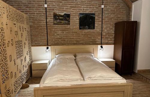 Sololaki Apartment | Tiflis vintage apartment