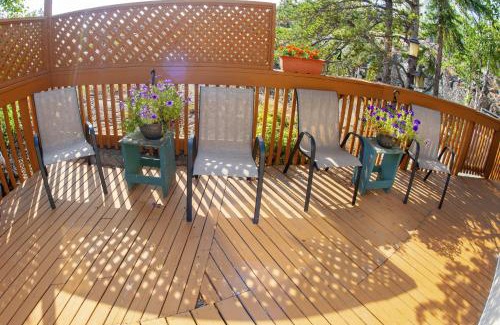 Yellowknife Bed & Breakfast | Tiga Bed and Breakfast