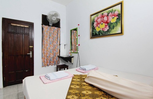 Yogyakarta House | Tiga Dua Homestay