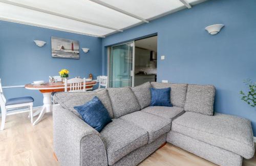Stevenage Apartment | Tiger House Stevenage 5 Bed 4 Bath Group Bookings