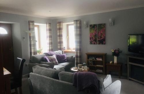 Weem House | Tigh Craggan - Uk10203