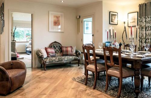Colintraive House | Tigh-Na-Creige