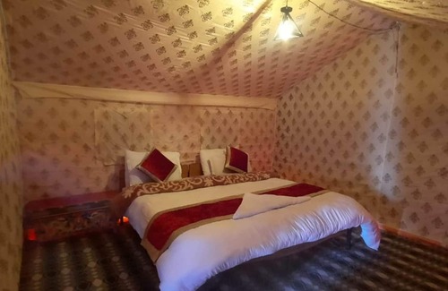 Spangmik Bed & Breakfast | TIH P3 Camp - Pangong