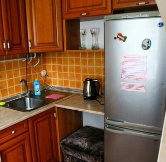 Uzhhorod Apartment | Tihogo 15