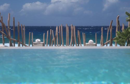 Temae House | Tiki Beach Moorea , Piscine & Petit Déjeuner