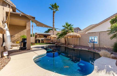 Ashley Park House | Tiki Time Perfect Pool Home in Chandler! Sleeps 8! home