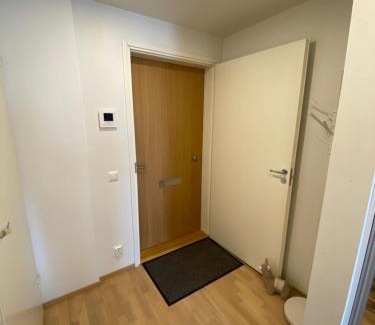 Tikkurila Apartment | Tikkurila Apartment Neilikka - near airport